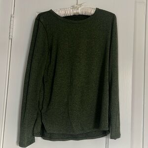 Zella, long sleeved work out top, size M